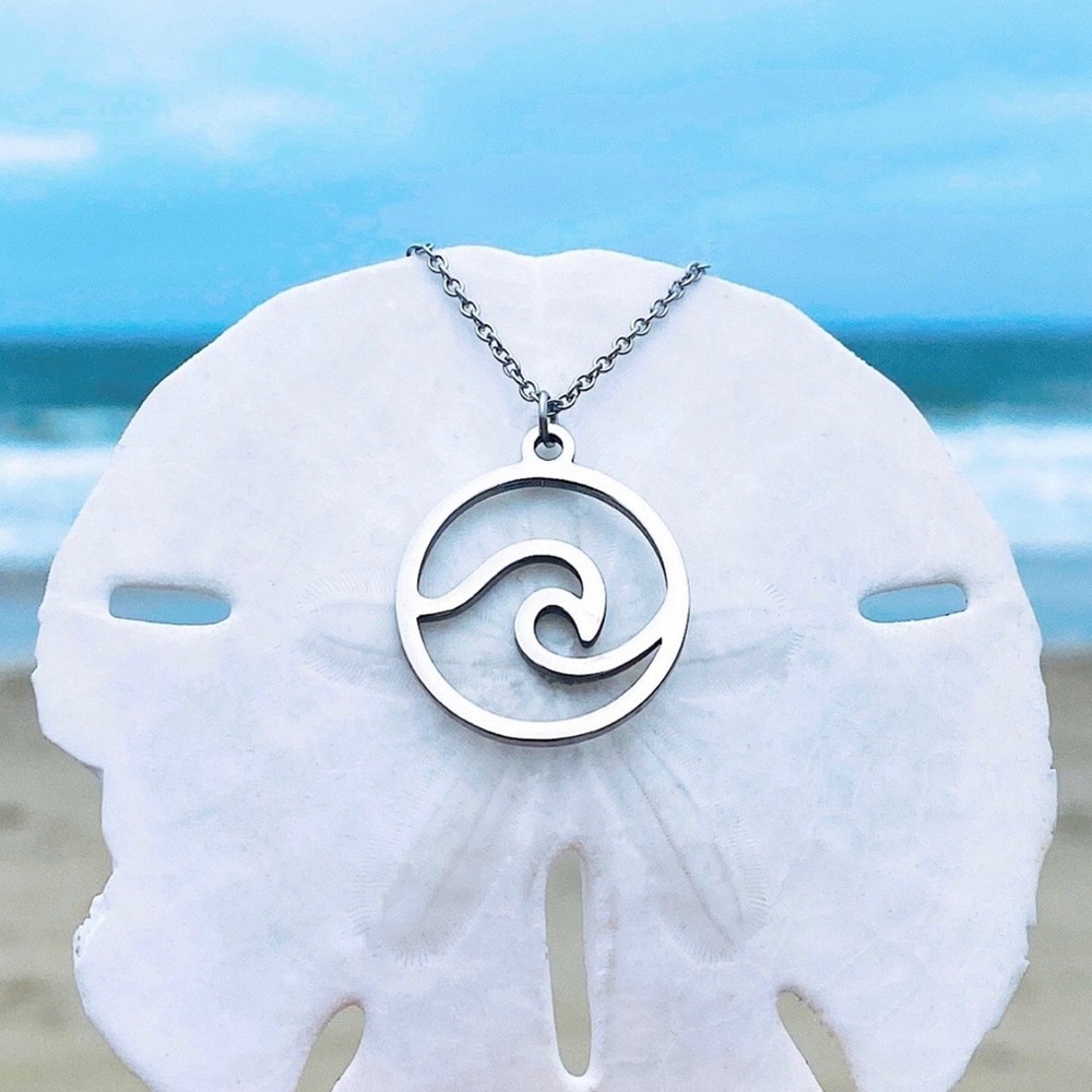 Silver Wave Necklace, New!!
